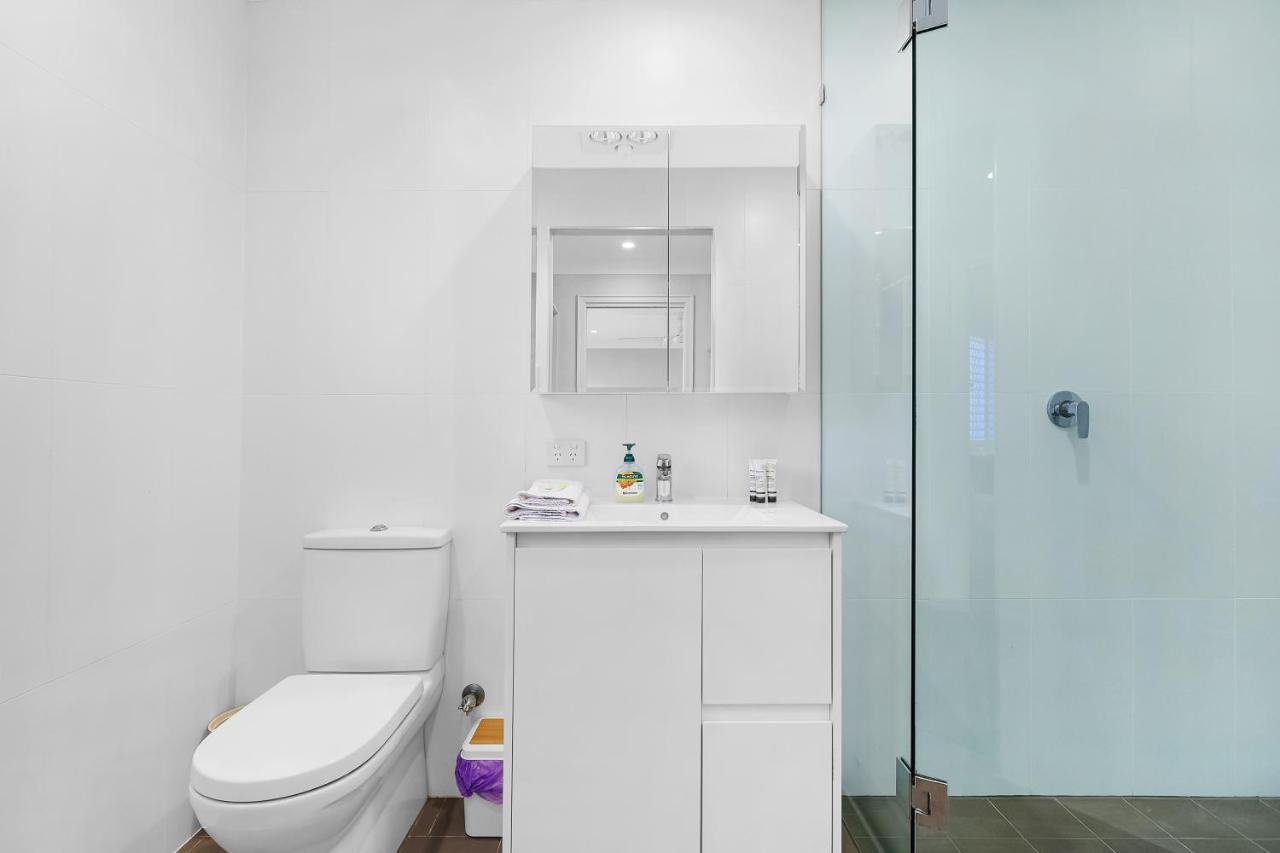 Private Rooftop, 2-storey Surfers Paradise With Pool Near Beach!