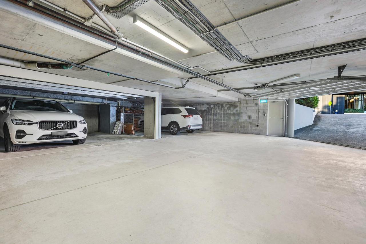 Private Rooftop, 2-storey Surfers Paradise With Pool Near Beach! Apartment Gold Coast