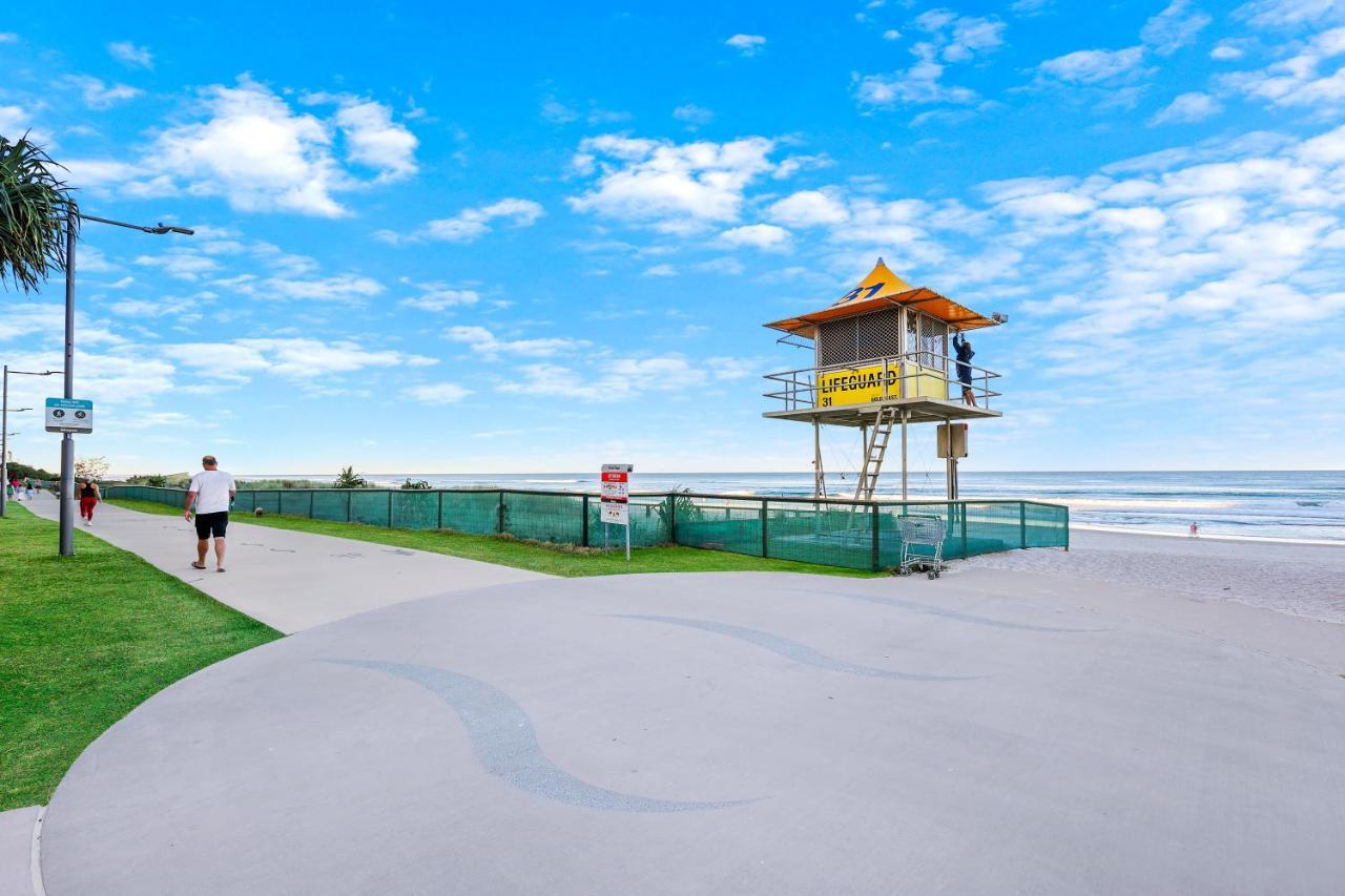 Private Rooftop, 2-storey Surfers Paradise With Pool Near Beach!